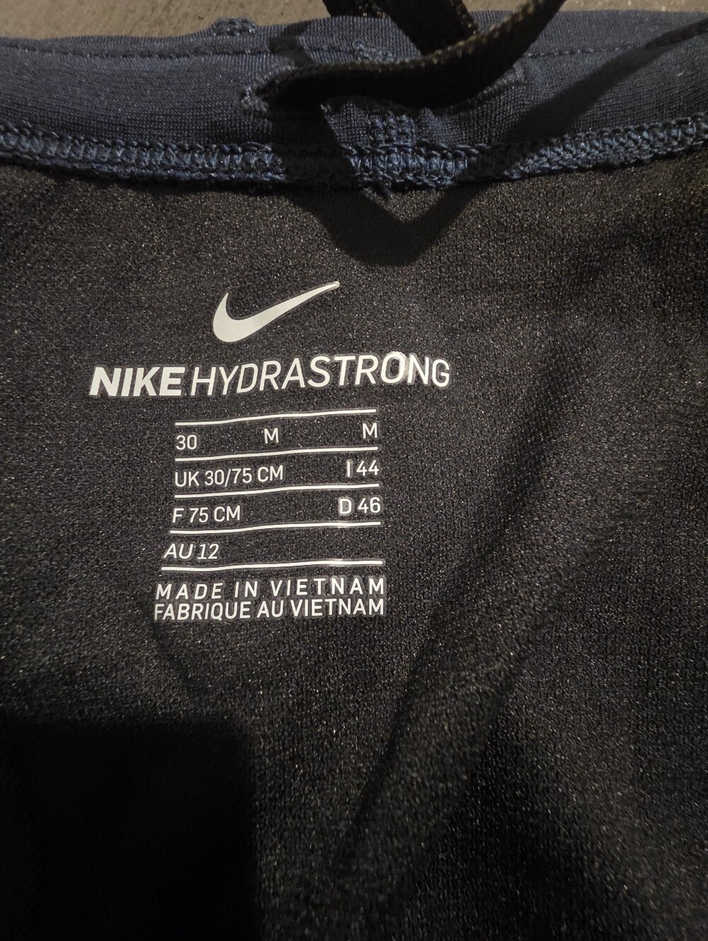 NWT Nike Men's HydraStrong Solid Square Leg - Picture 7 of 8